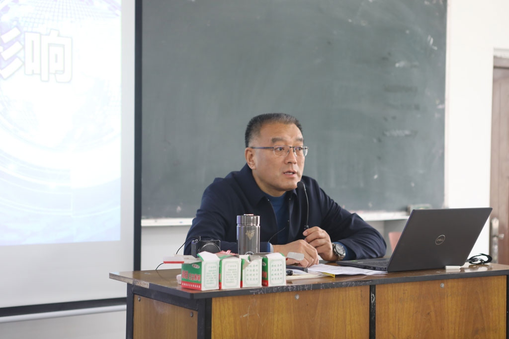 照片.jpg 照片.jpg